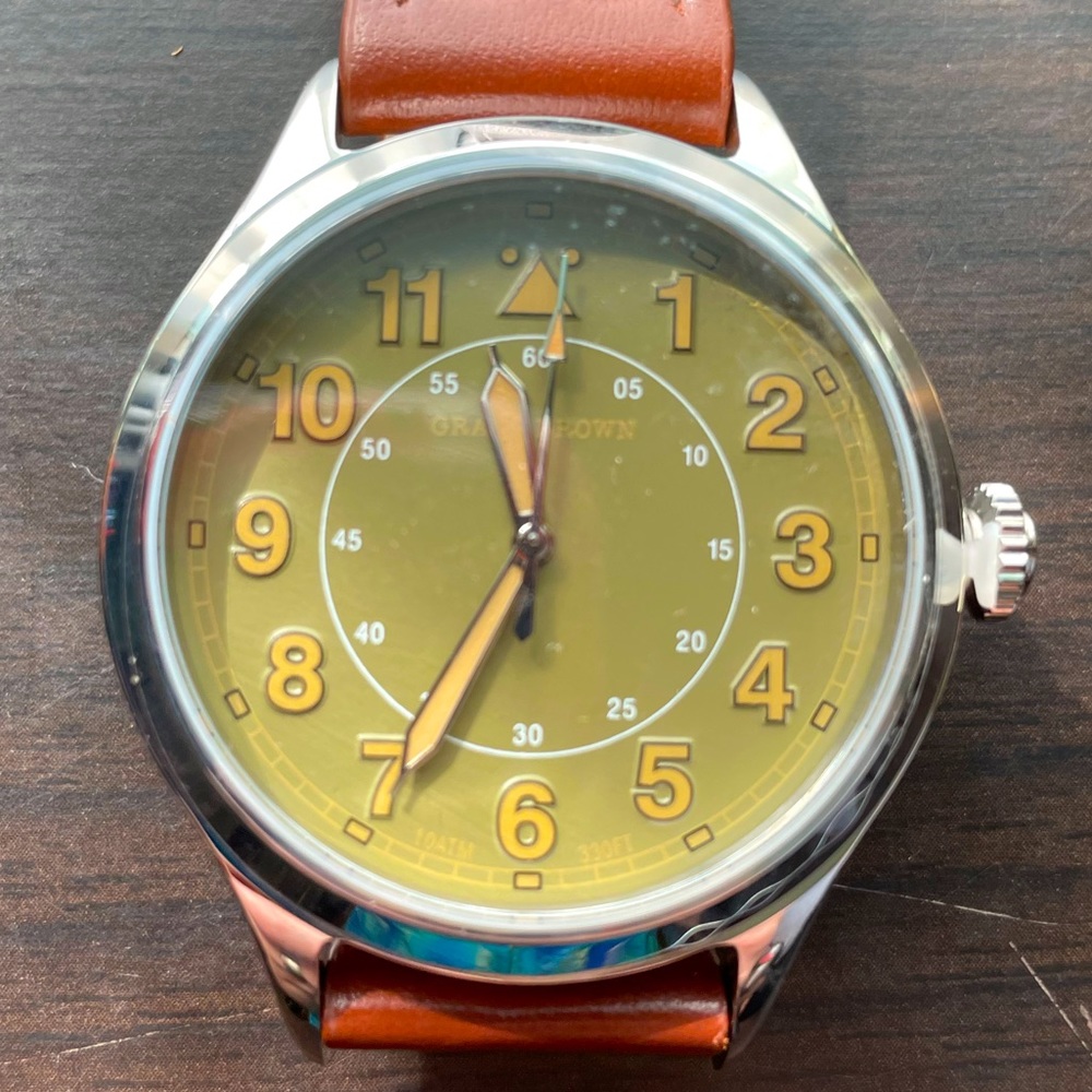 Grant Brown 9422-B 43mm Quartz Leather Men's Watch